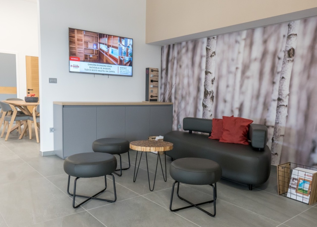 Razstavni salon Logatec - okna